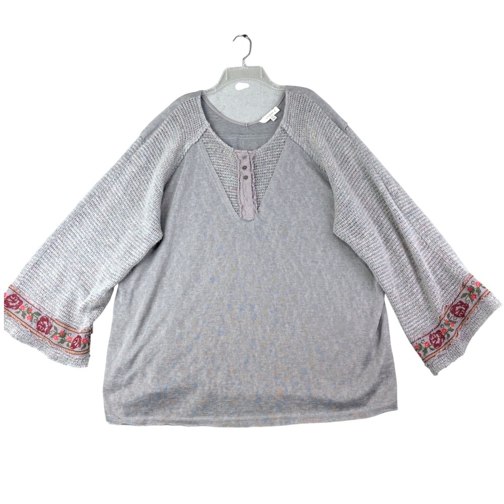 Umgee 2XL Gray Henley Top Bell Sleeve Floral Embroidery Boho Cottagecore WH3010